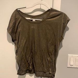 LULULEMON TSHIRT size 6